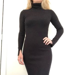 Turtle neck tube dress